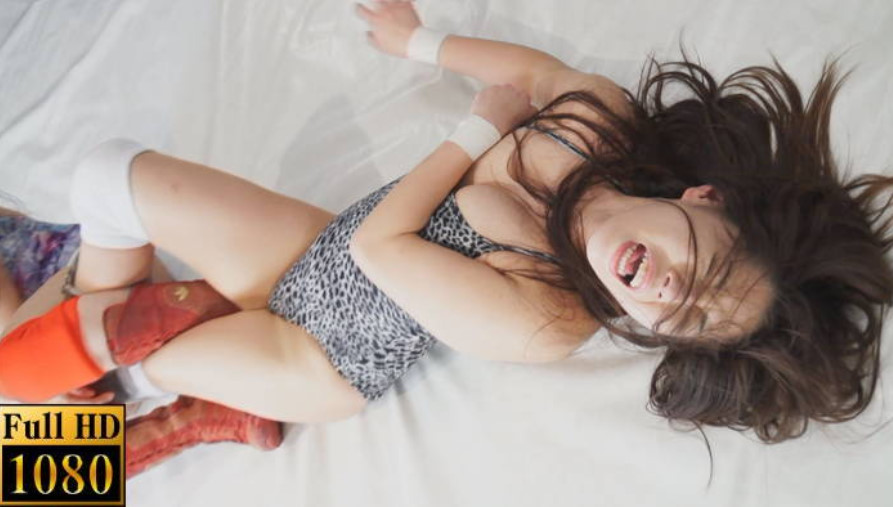 金城真央,白いんこ,キャットファイト,動画,グラドル