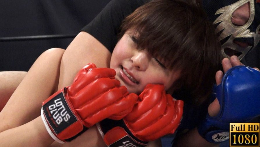 彩月みほ,コスチューム,オシリ,関節技,総合格闘技