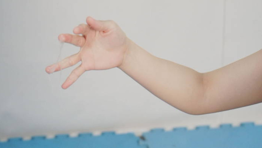 星野はるあ,サキュバス,痴女,電気アンマ,ミックスファイト