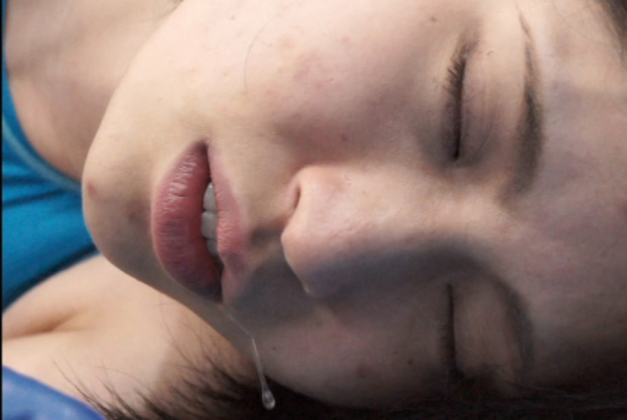 香月リオン,腹パンチ,屈服